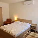 Guest house Tancsics Vendeghaz 4*