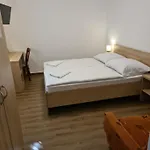 Tancsics Vendeghaz Guest house 4*