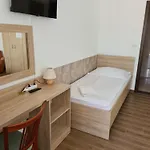 Tancsics Vendeghaz 4* Siofok