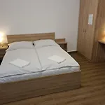 Guest house Tancsics Vendeghaz 4*