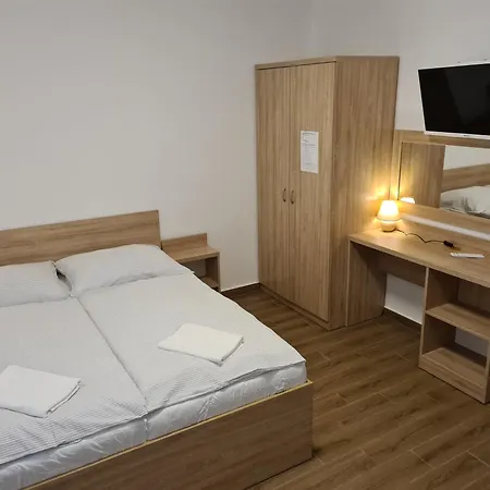 Tancsics Vendeghaz Konukevi