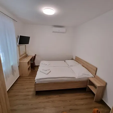 Konukevi Tancsics Vendeghaz