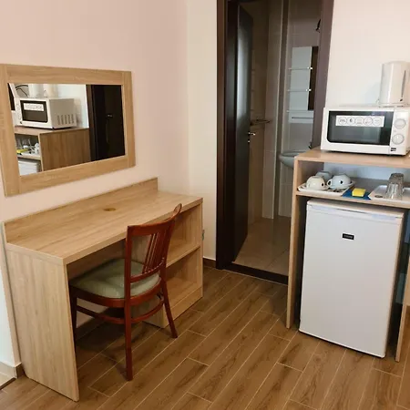 Tancsics Vendeghaz Guest house *