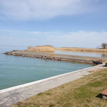 Tancsics Vendeghaz Konukevi