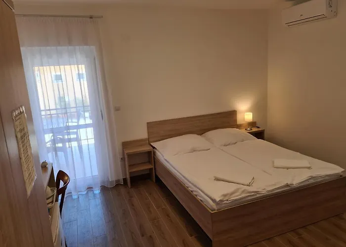 Tancsics Vendeghaz Siófok